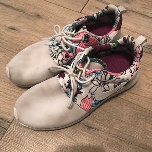 Floral and white nike Roshes